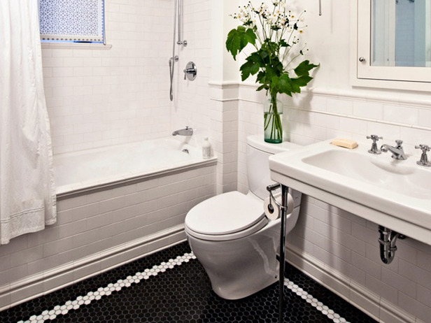 Black and White Bathroom - via HGTV