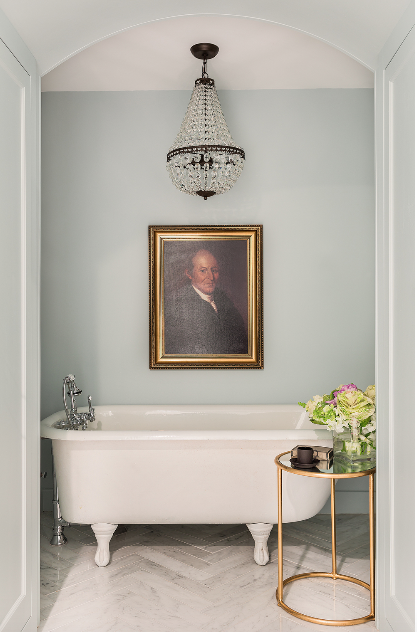 Stephanie Sabbe | The Allure of Antique Portraits | Interiors for Families